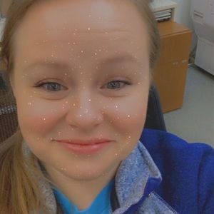 Meet your Posher, Heidi